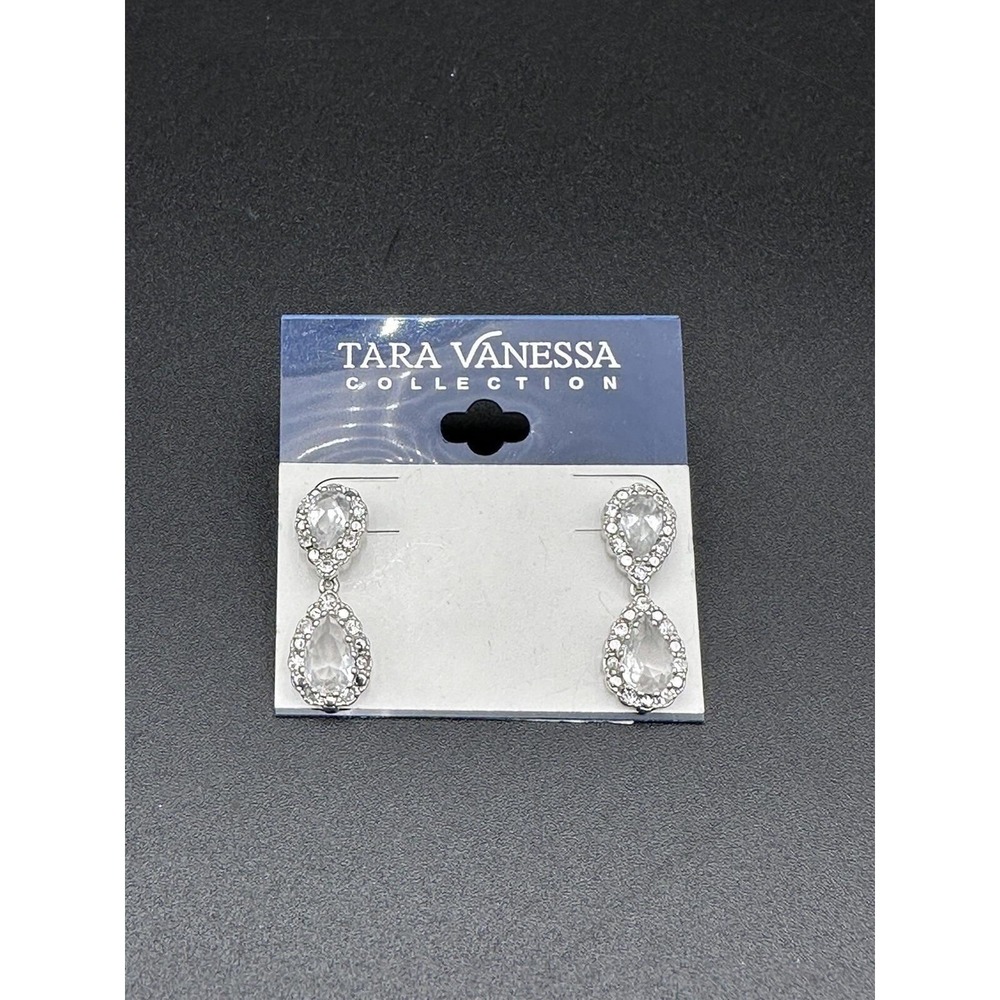 NEW Vintage Tara Vanessa Austrian Crystal Dangle Drop Flower Pierced Earrings